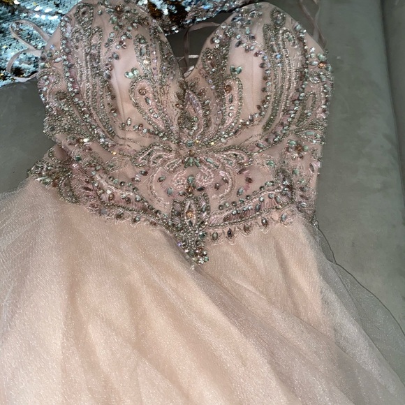 David’s bridal wedding dress. - Picture 1 of 8